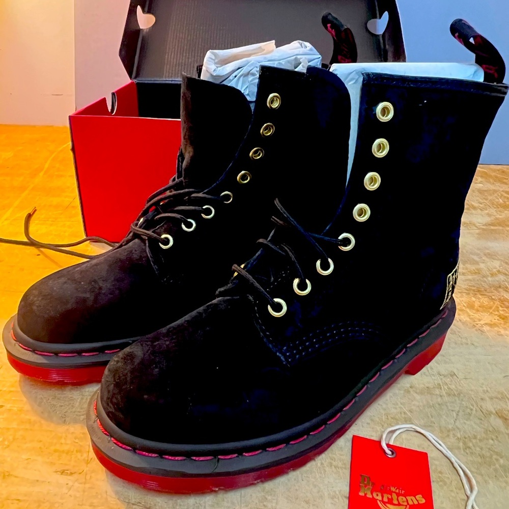 Dr. Martens 2019 Happy New Year Limited Efition boots